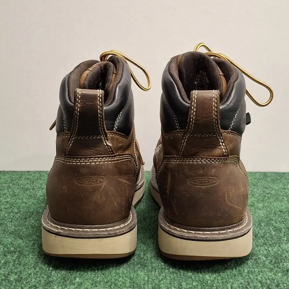 Keen men size